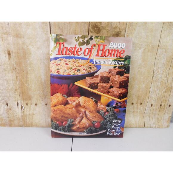 Vinatge Taste of Home Annual Recipes Cookbook 2000 - Picture 1 of 5